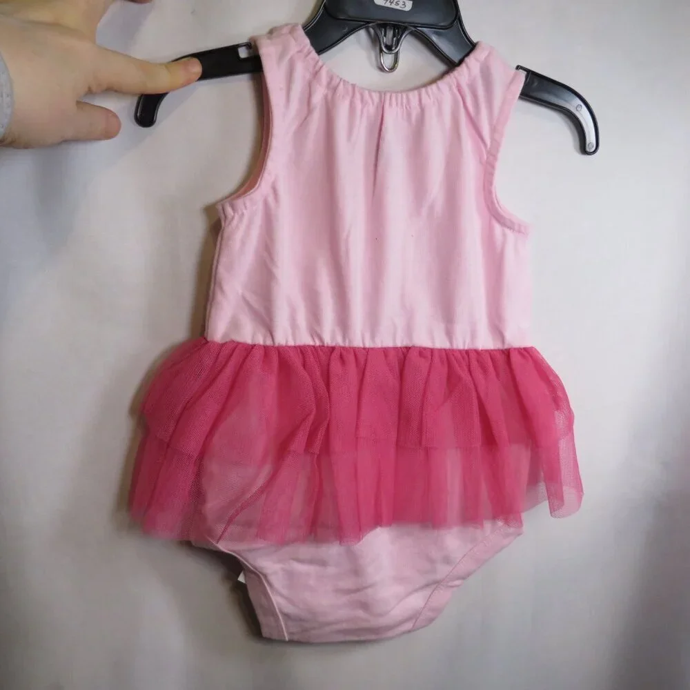 Baby Ballet Heart Bodysuit w tulle skirt attached Faded Glory glittered hearts